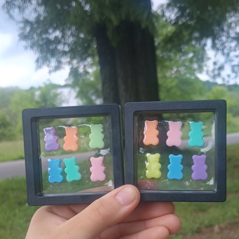 Gummy Bears In 3D Display - Picture 3 of 5